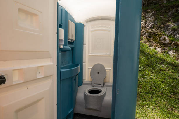 Portable Toilet Options We Offer in Long Valley, NJ